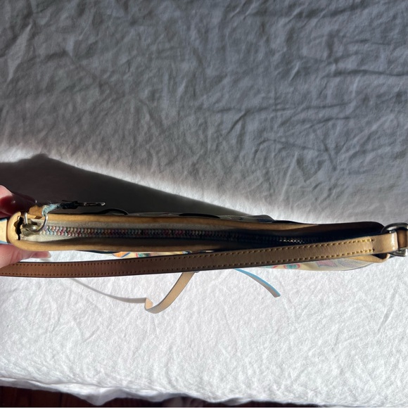 Dooney & Burke purse from 2004 - Picture 3 of 5